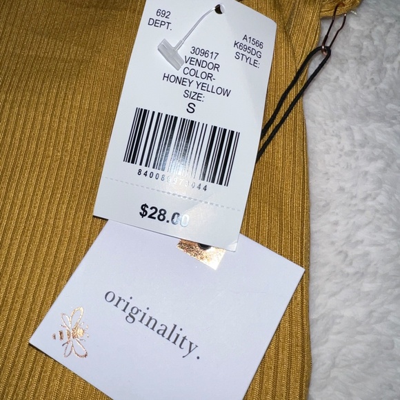 BRAND NEW Mustard Tank Top - Picture 3 of 3